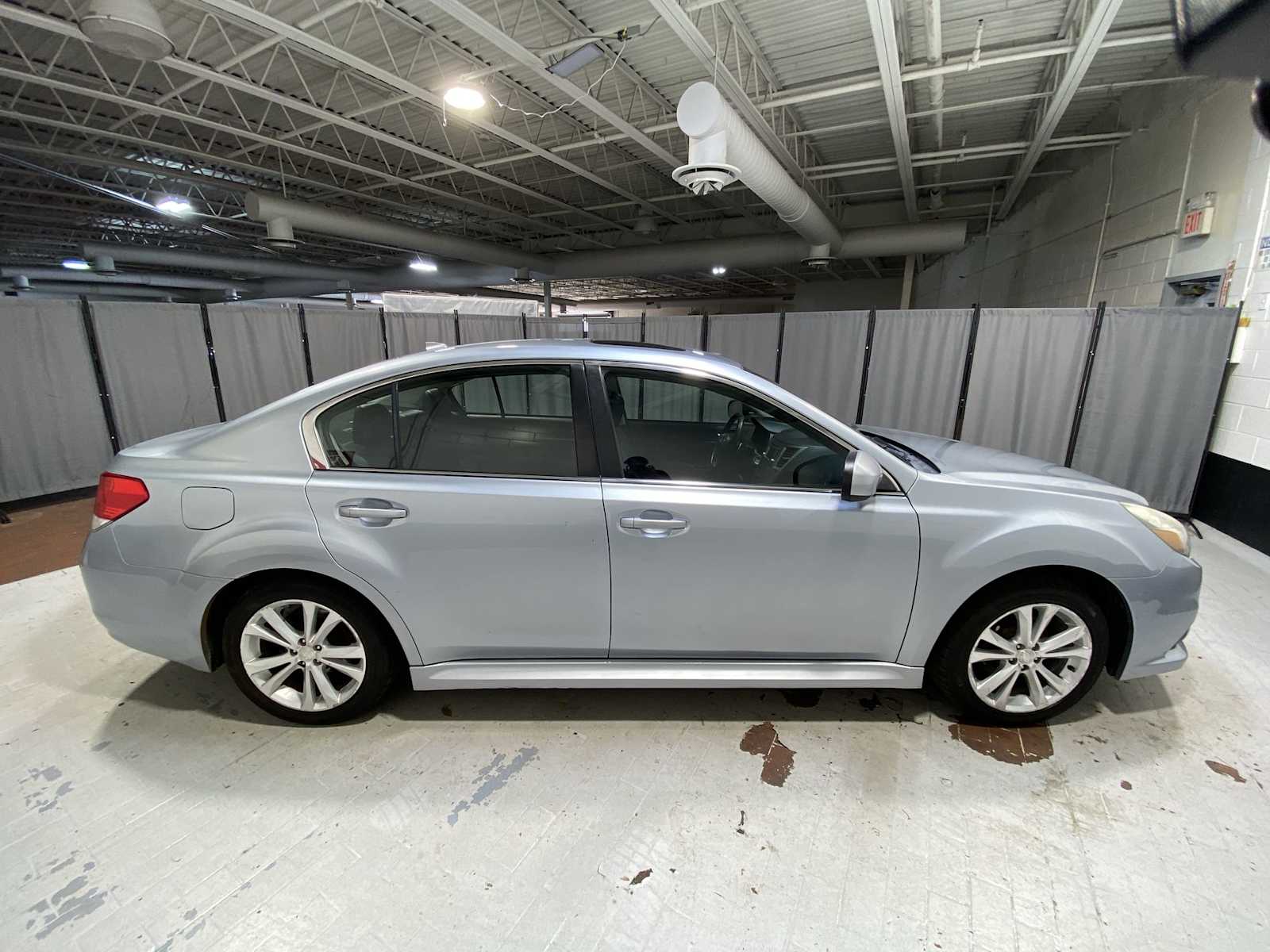 Thumbnail: 2014 Subaru Legacy - 27