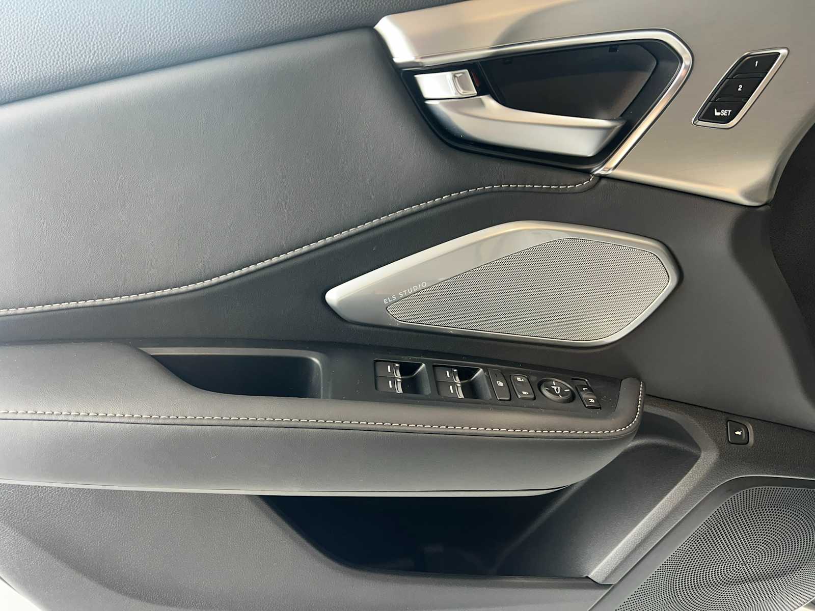 Thumbnail: 2026 Acura RDX - 20