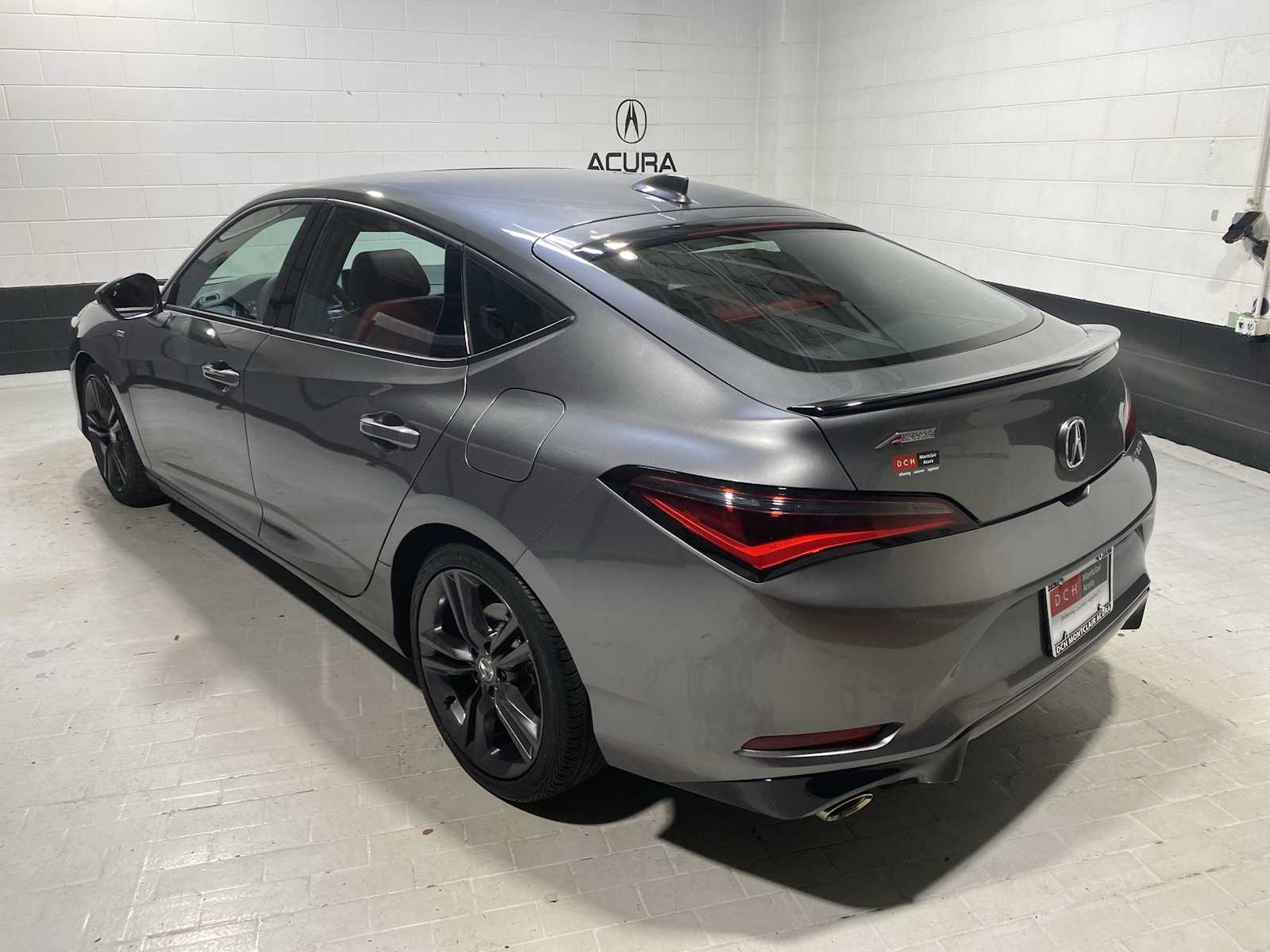 Thumbnail: 2023 Acura Integra - 4
