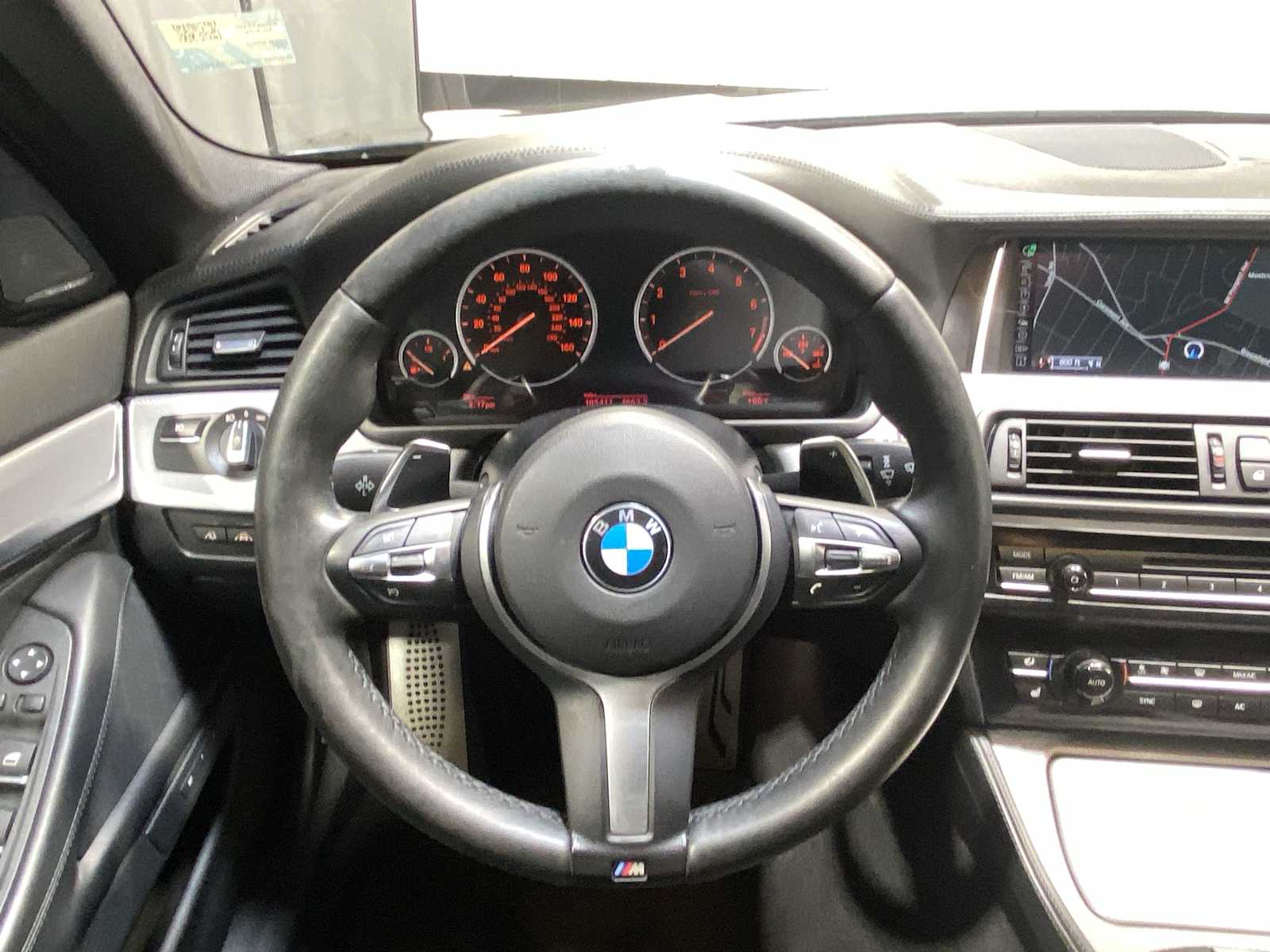 Thumbnail: 2016 BMW 5 Series - 15