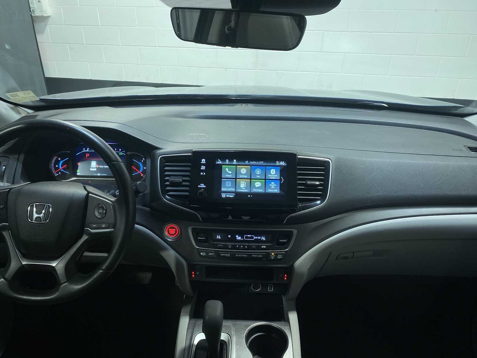 Thumbnail: 2019 Honda Pilot - 10