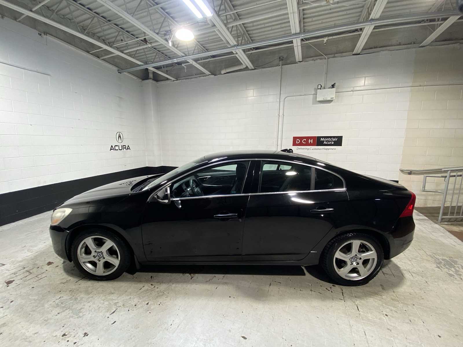 Thumbnail: 2012 Volvo S60 - 3