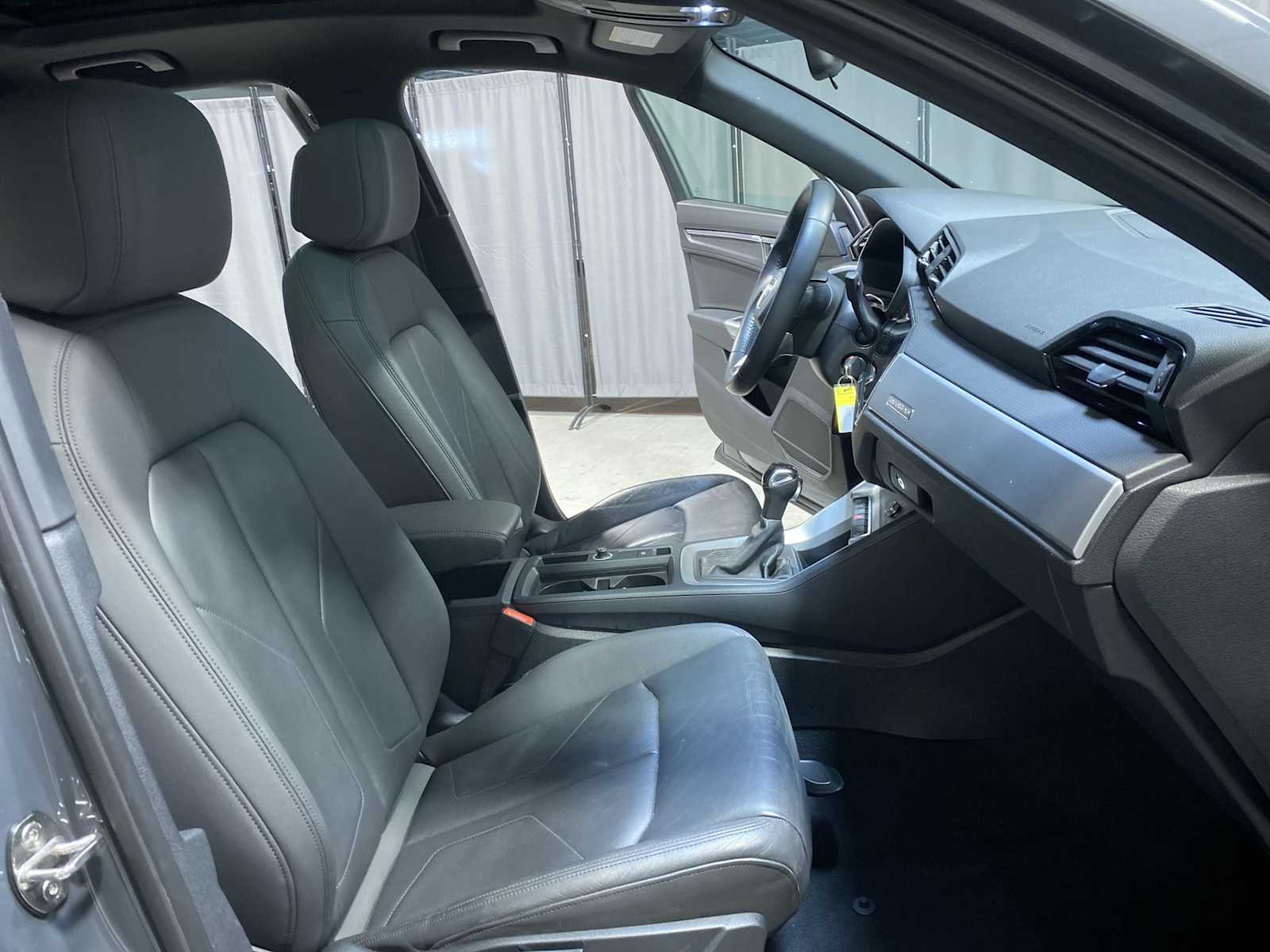 Thumbnail: 2019 Audi Q3 - 13