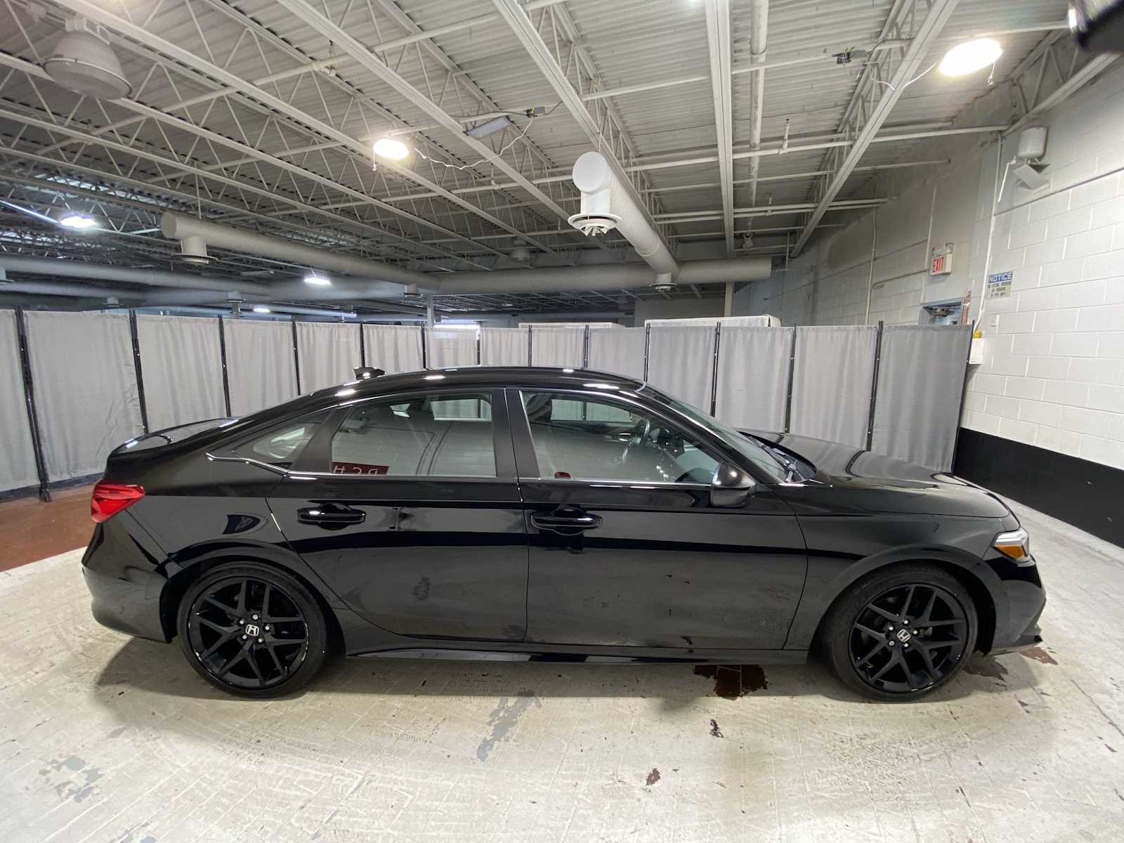 Thumbnail: 2023 Honda Civic - 27