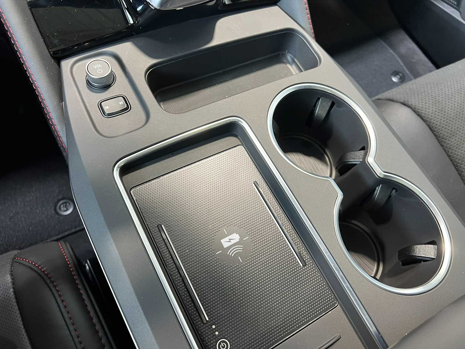 Thumbnail: 2026 Acura MDX - 21