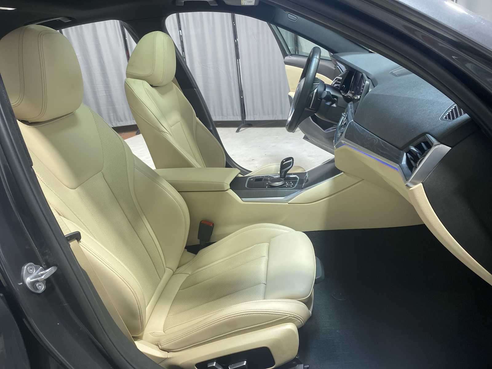 Thumbnail: 2022 BMW 3 Series - 14