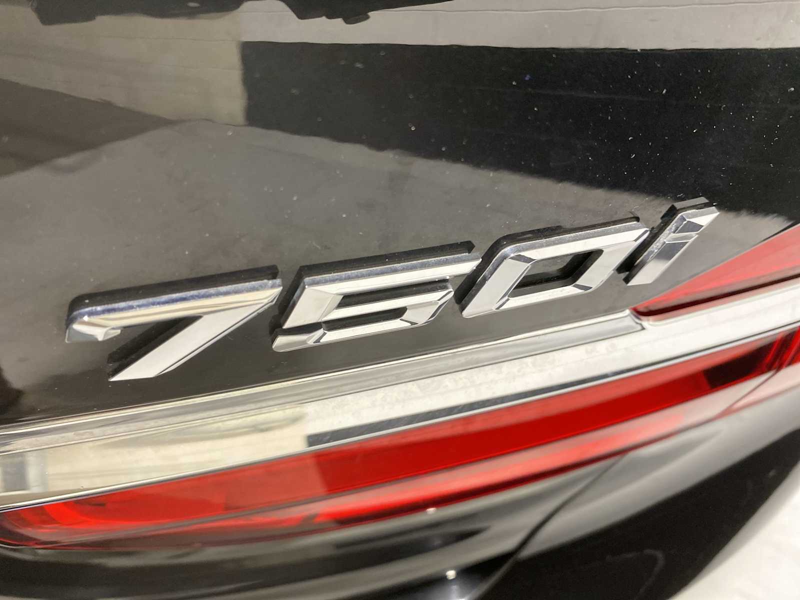 Thumbnail: 2016 BMW 7 Series - 7