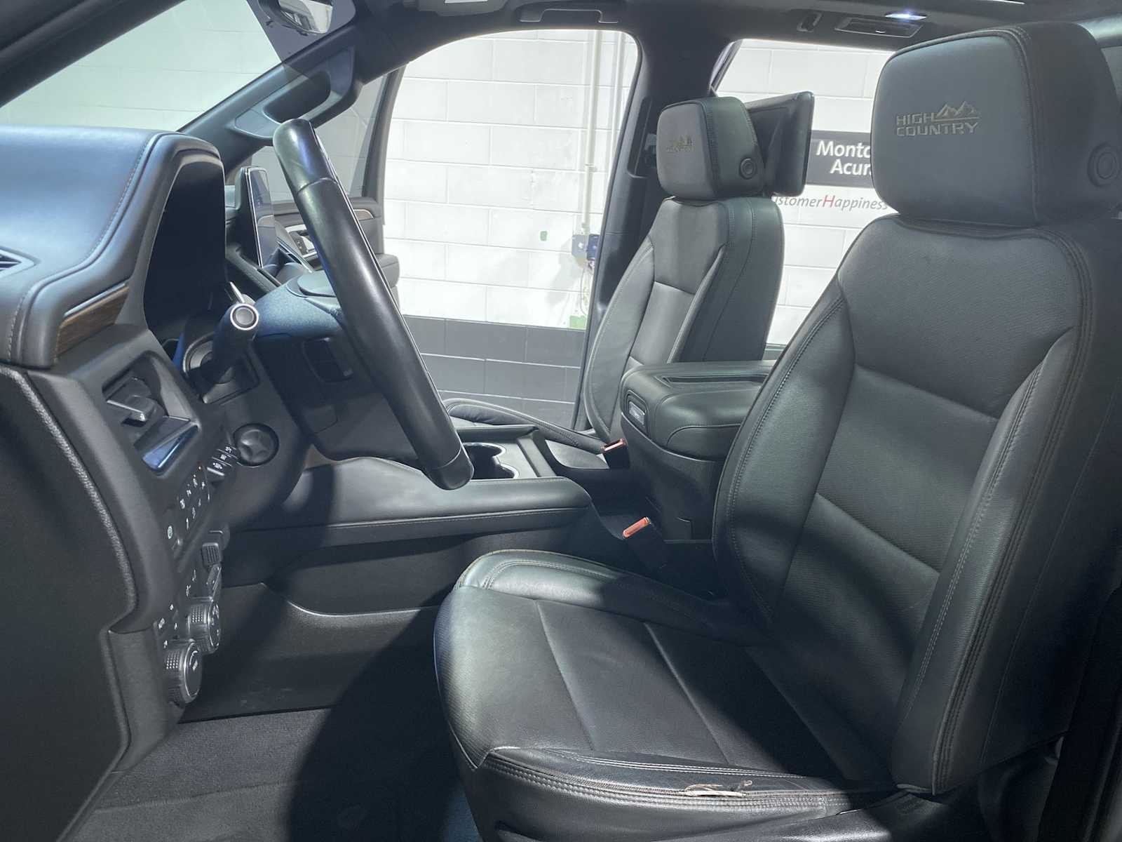 Thumbnail: 2023 Chevrolet Tahoe - 11