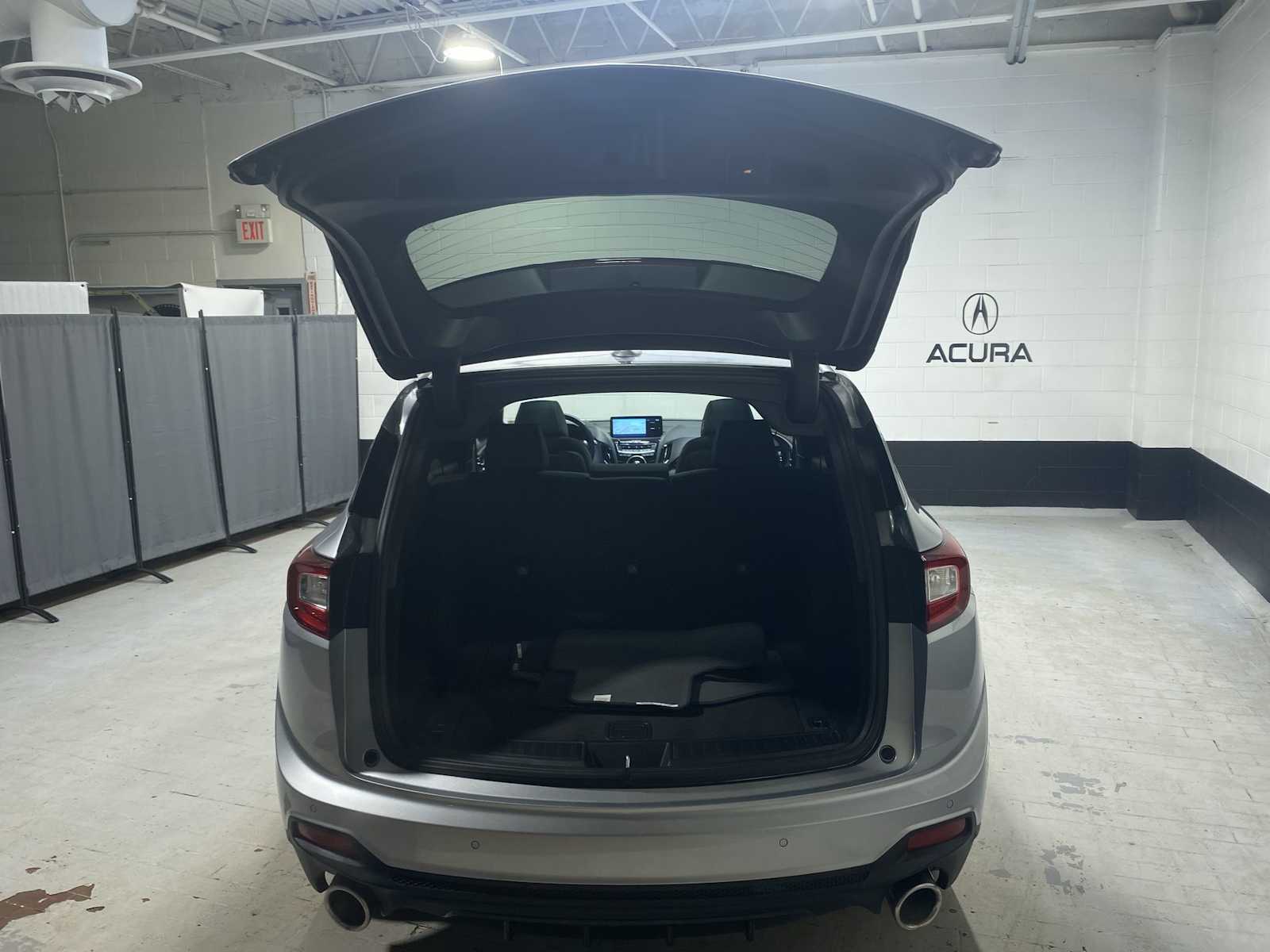 Thumbnail: 2023 Acura RDX - 19