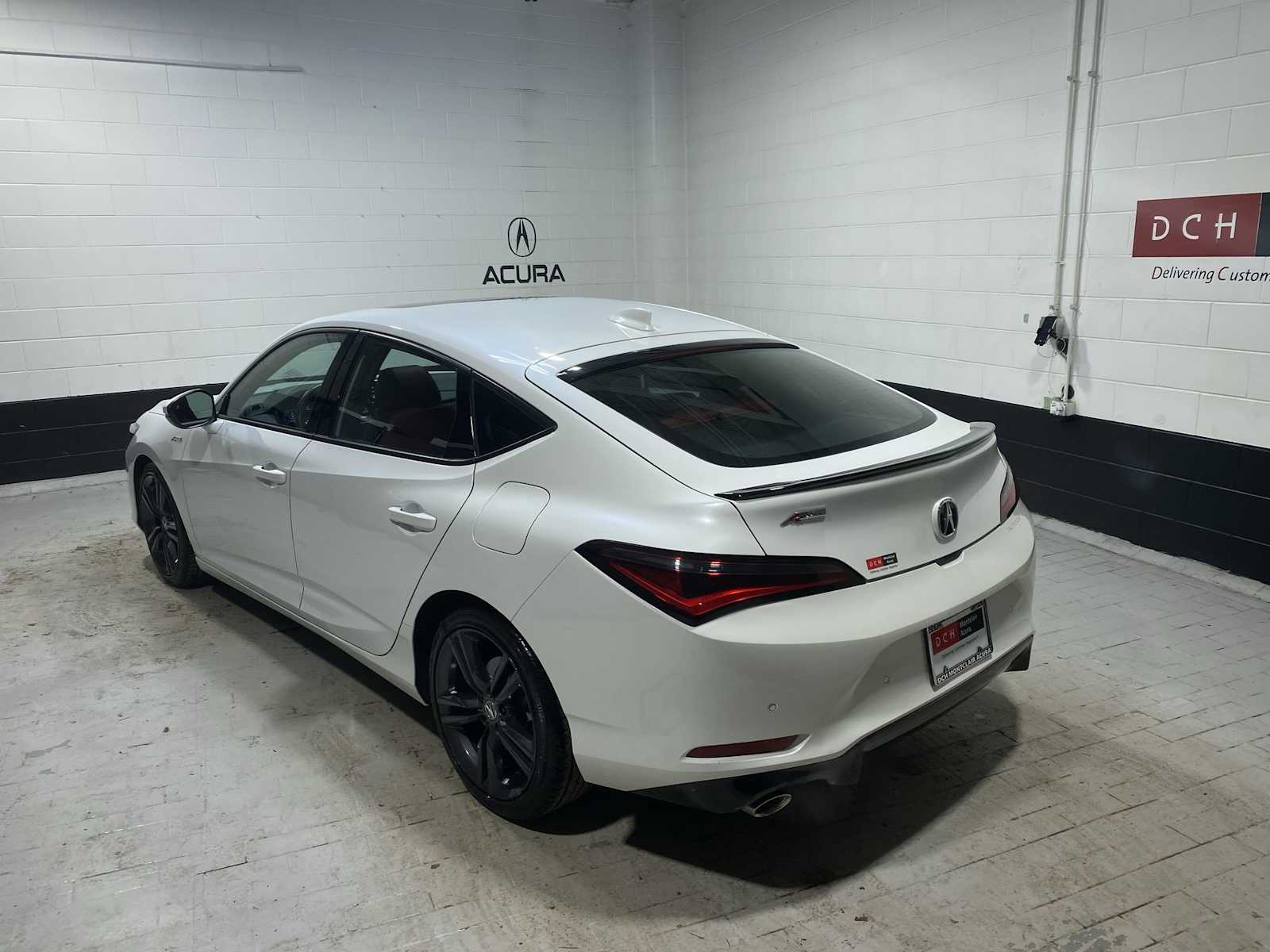 Thumbnail: 2023 Acura Integra - 4