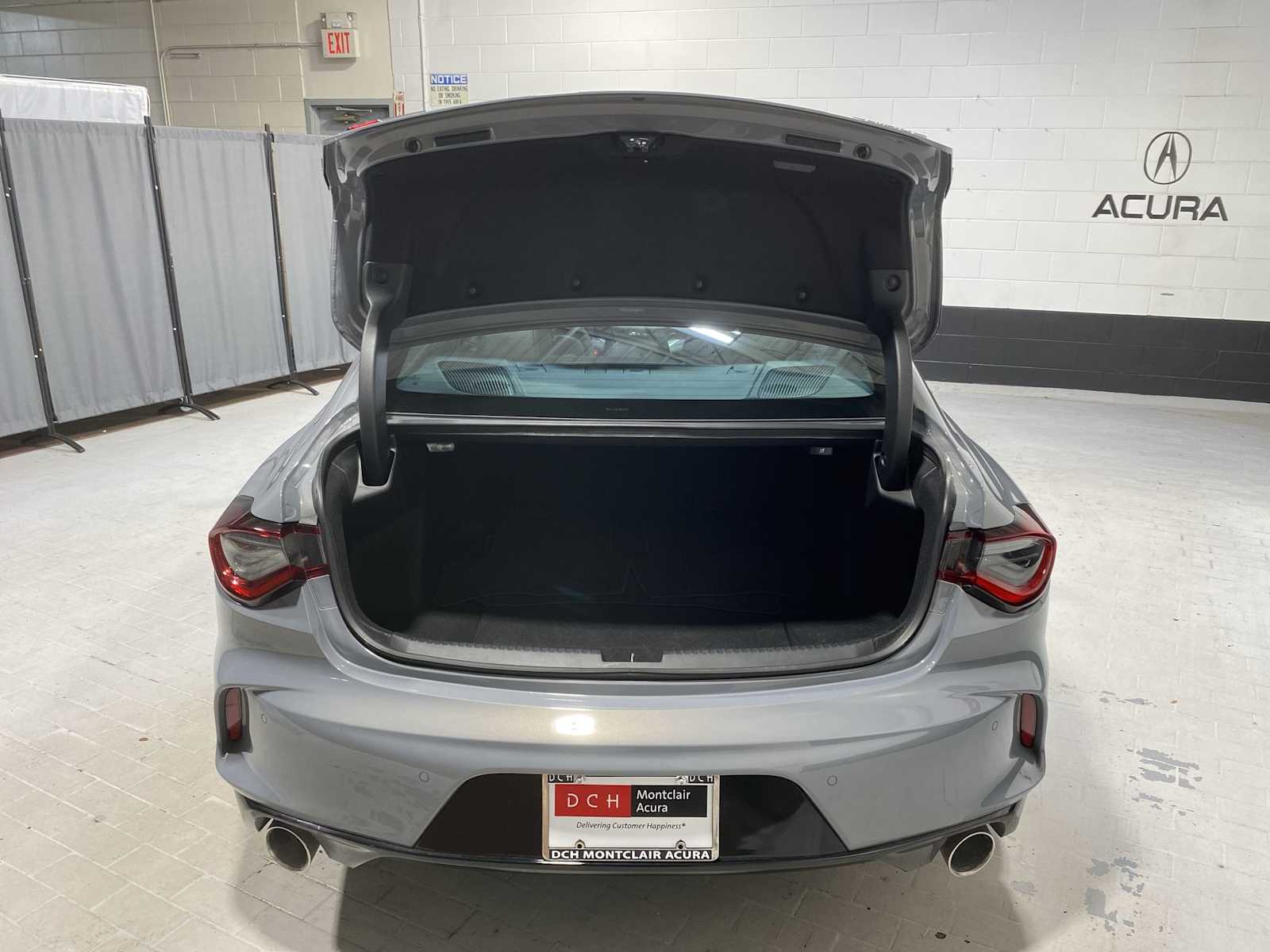 Thumbnail: 2025 Acura TLX - 19