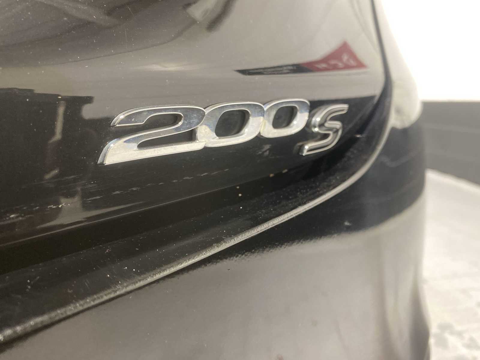 Thumbnail: 2015 Chrysler 200 - 7