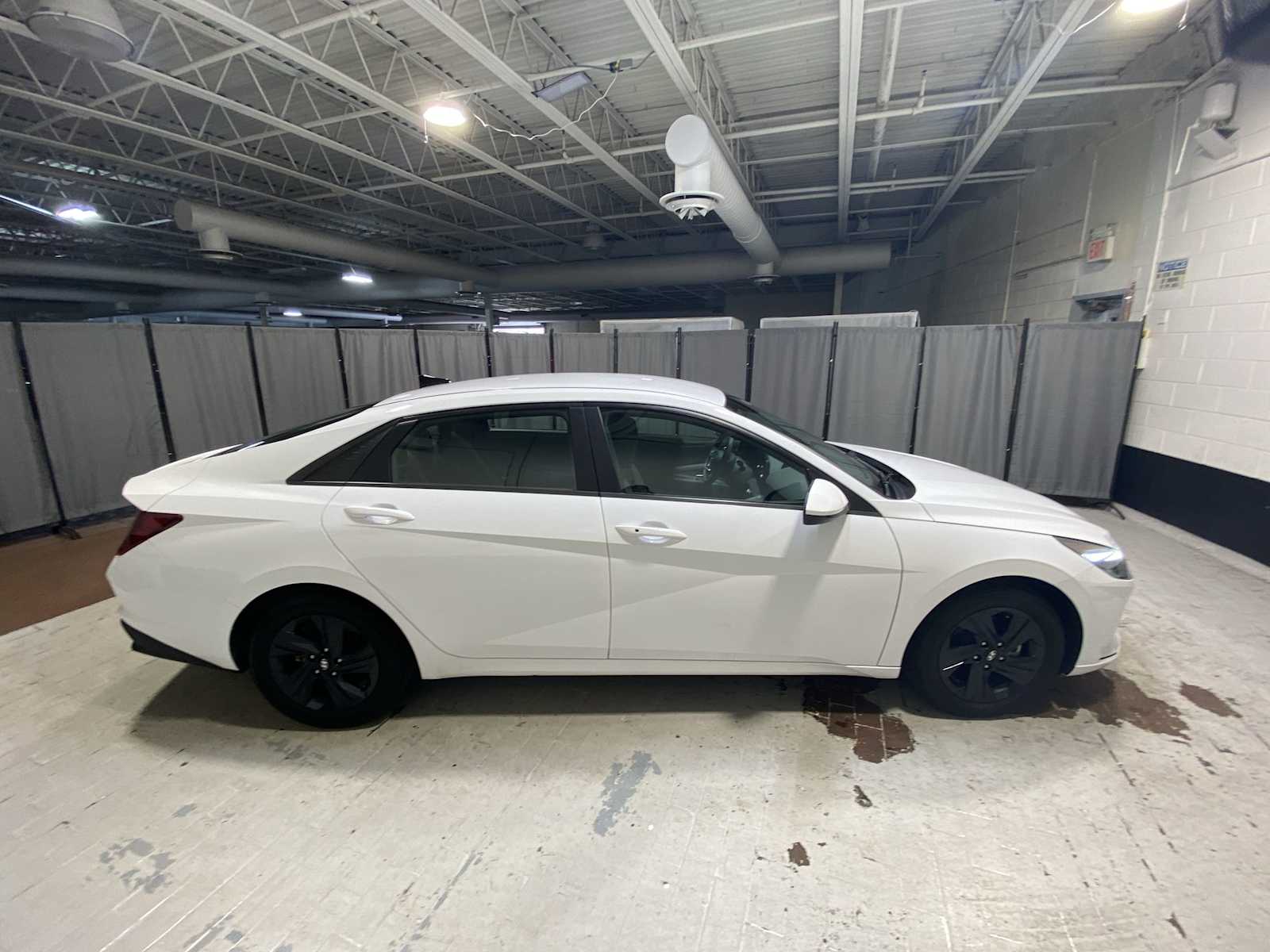 Thumbnail: 2023 Hyundai Elantra - 27