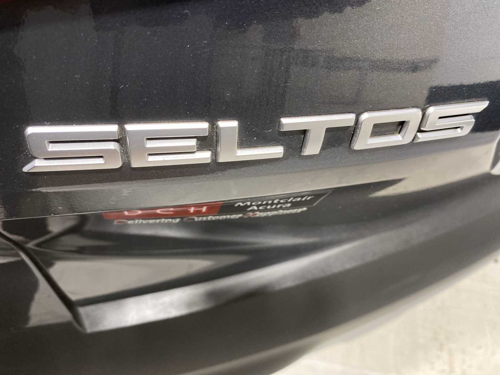 Thumbnail: 2022 Kia Seltos - 7