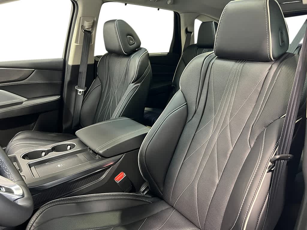 Thumbnail: 2026 Acura MDX - 22