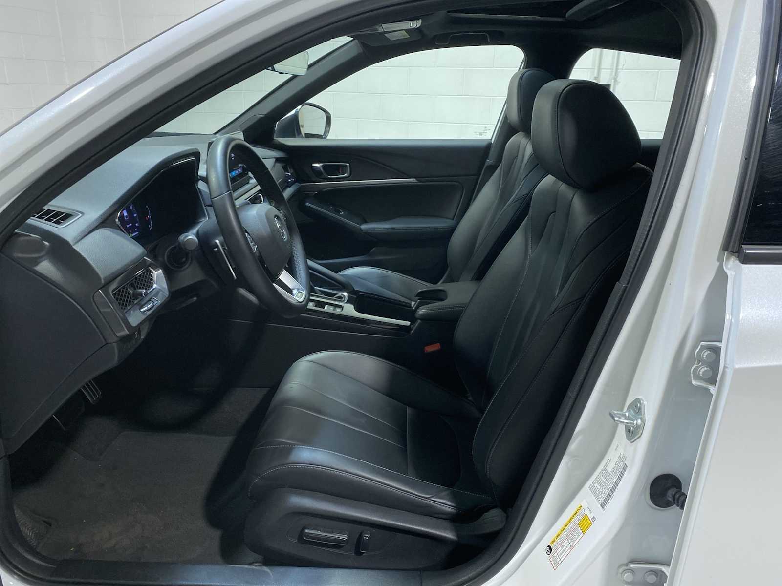 Thumbnail: 2023 Acura Integra - 2