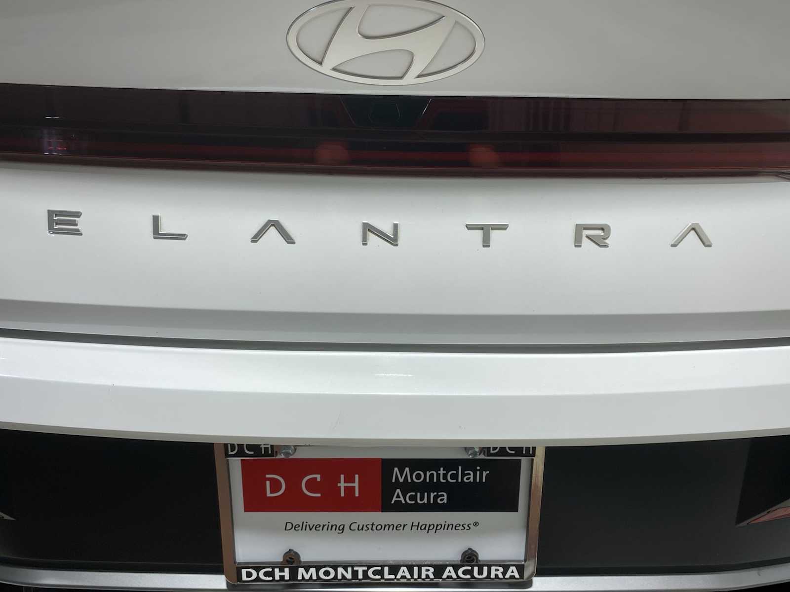 Thumbnail: 2024 Hyundai Elantra - 7