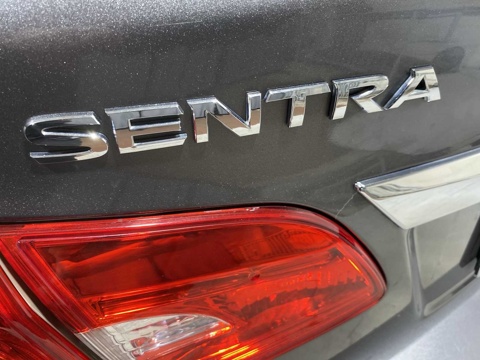 Thumbnail: 2019 Nissan Sentra - 6