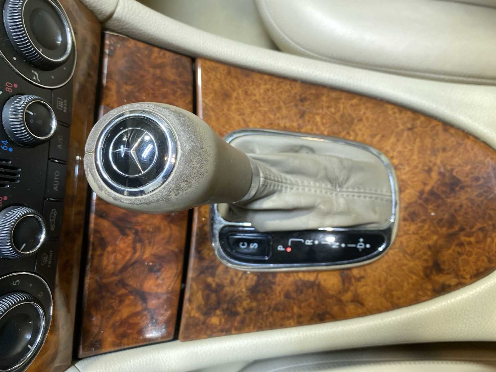 Thumbnail: 2006 Mercedes-Benz CLK - 17