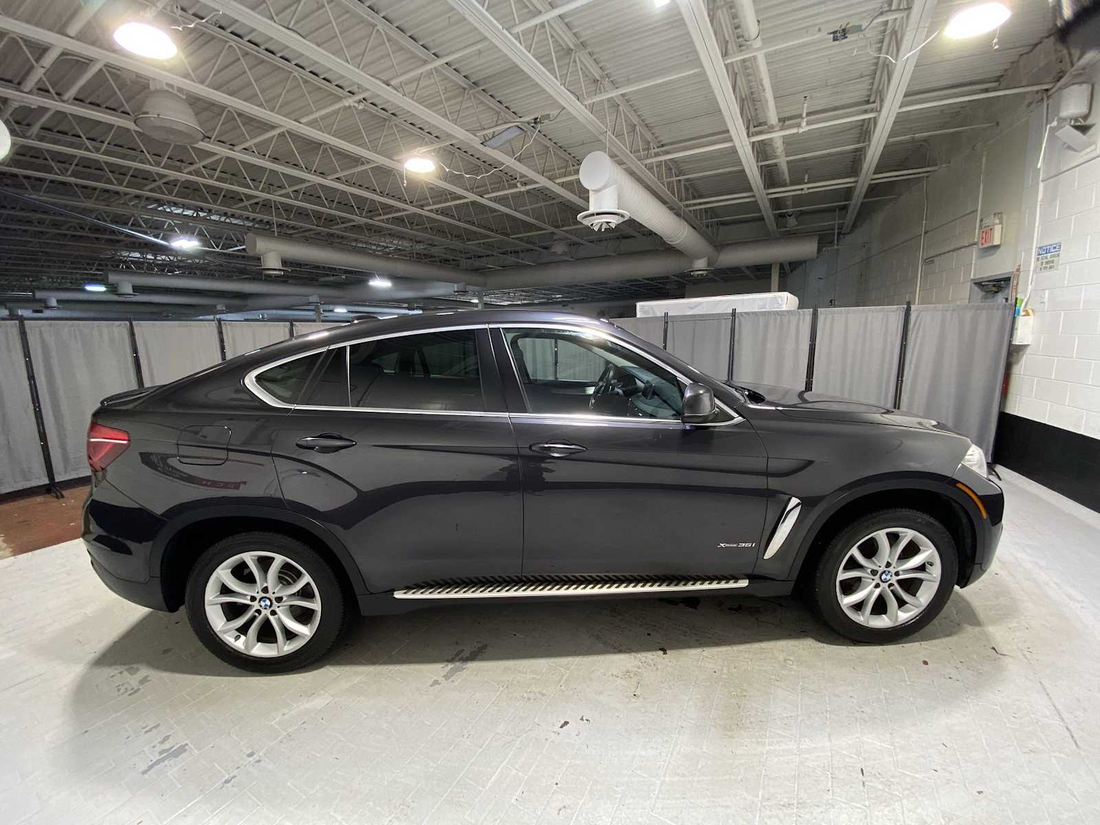 Thumbnail: 2015 BMW X6 - 27