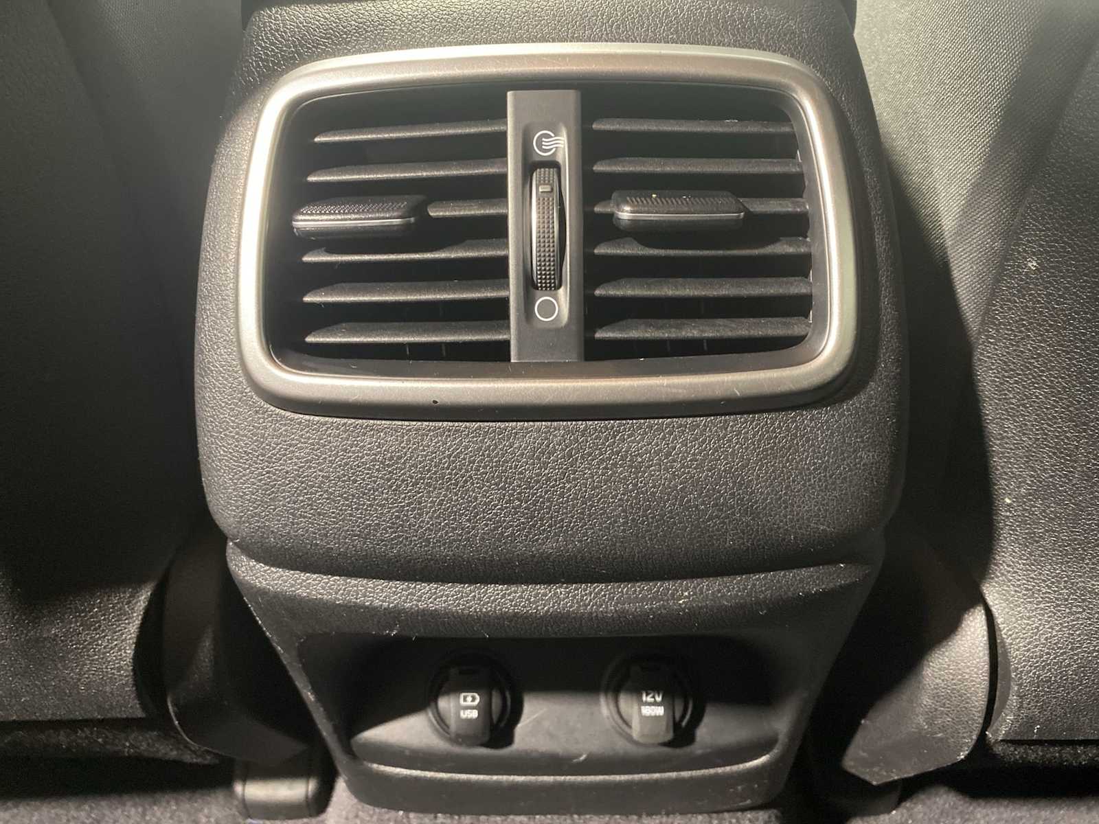 Thumbnail: 2019 Kia Sorento - 25