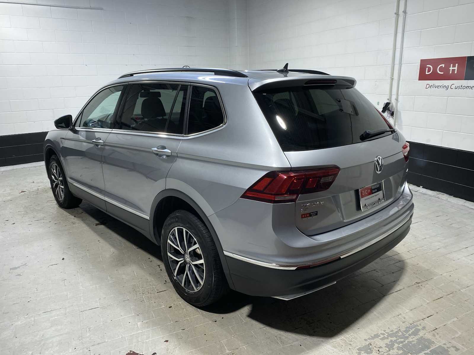 Thumbnail: 2020 Volkswagen Tiguan - 4