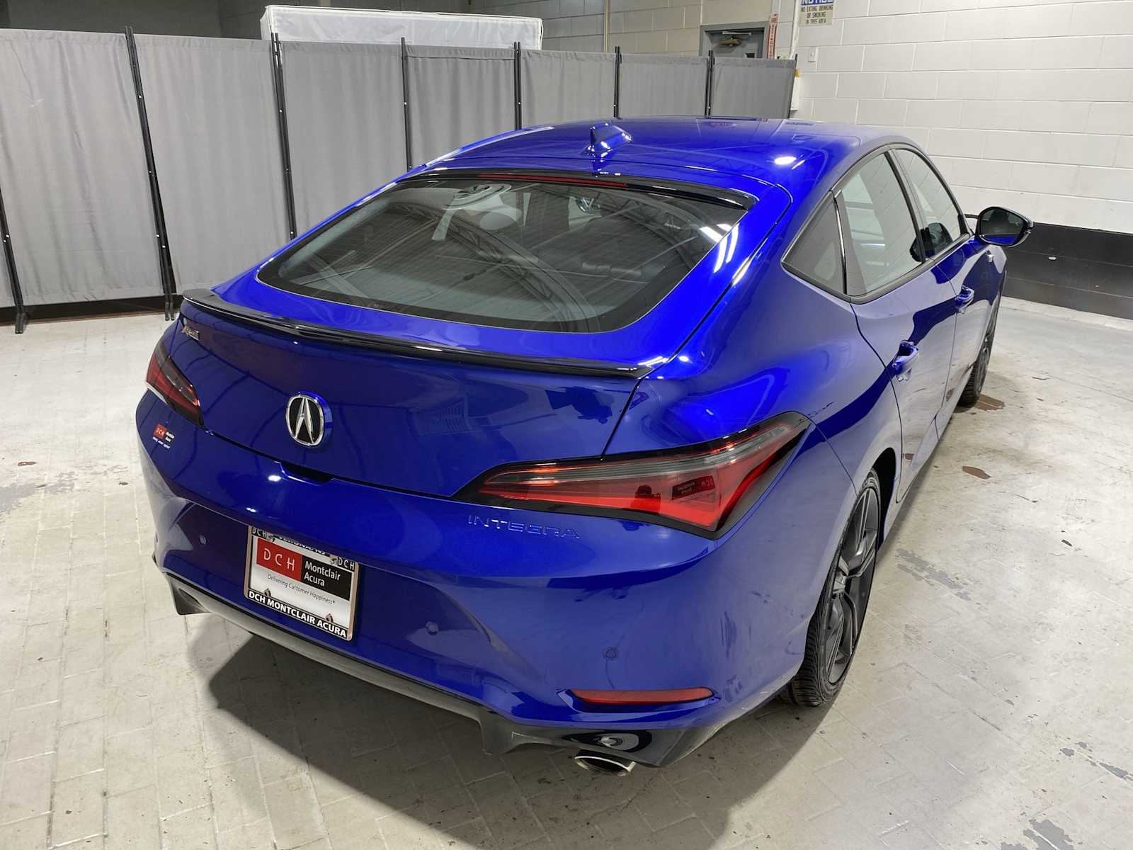 Thumbnail: 2025 Acura Integra - 26