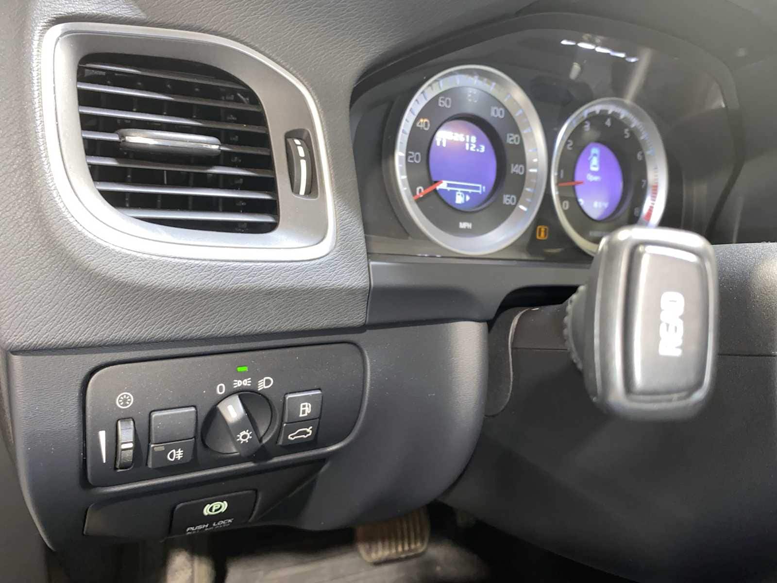 Thumbnail: 2012 Volvo S60 - 24