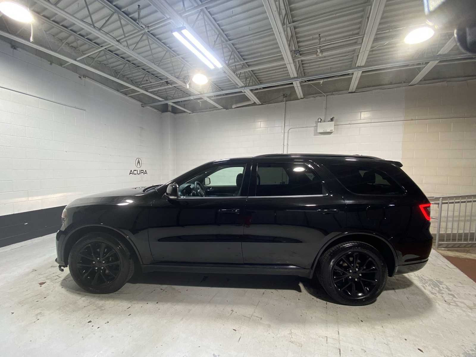 Thumbnail: 2017 Dodge Durango - 3