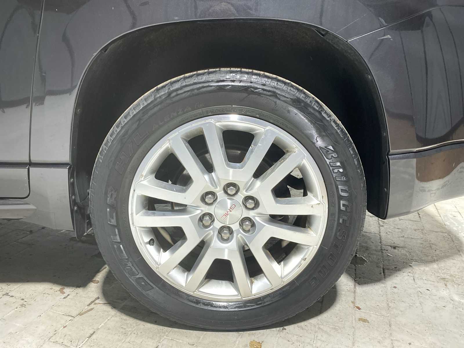 Thumbnail: 2015 GMC Acadia - 8