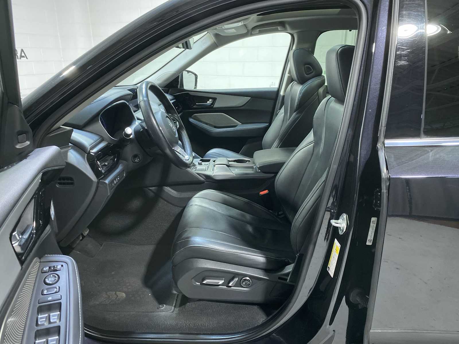 Thumbnail: 2023 Acura MDX - 2