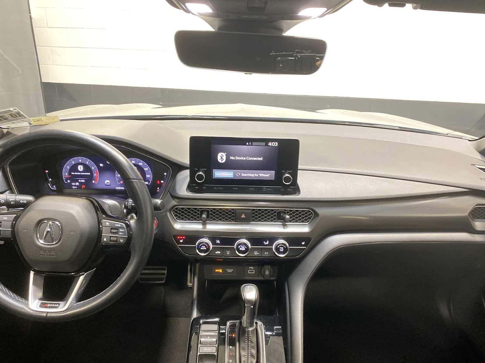 Thumbnail: 2023 Acura Integra - 10