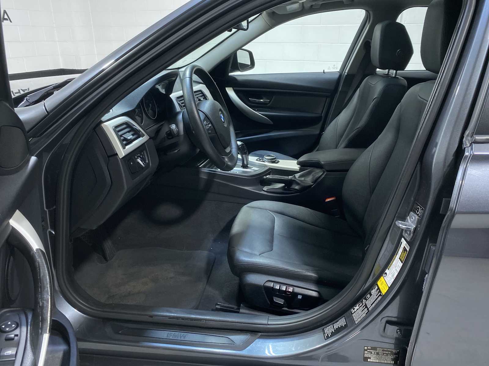 Thumbnail: 2014 BMW 3 Series - 2