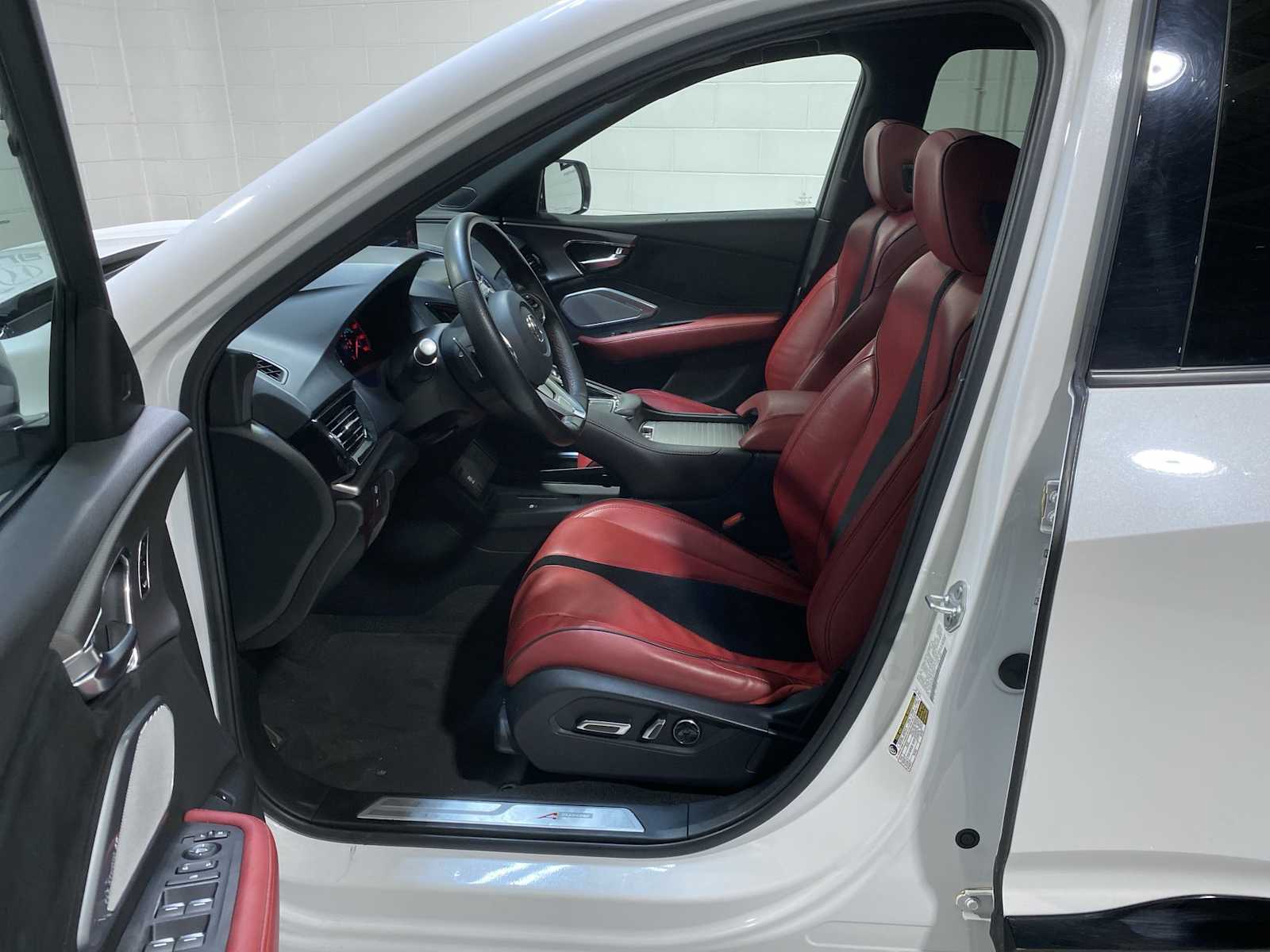 Thumbnail: 2024 Acura RDX - 2