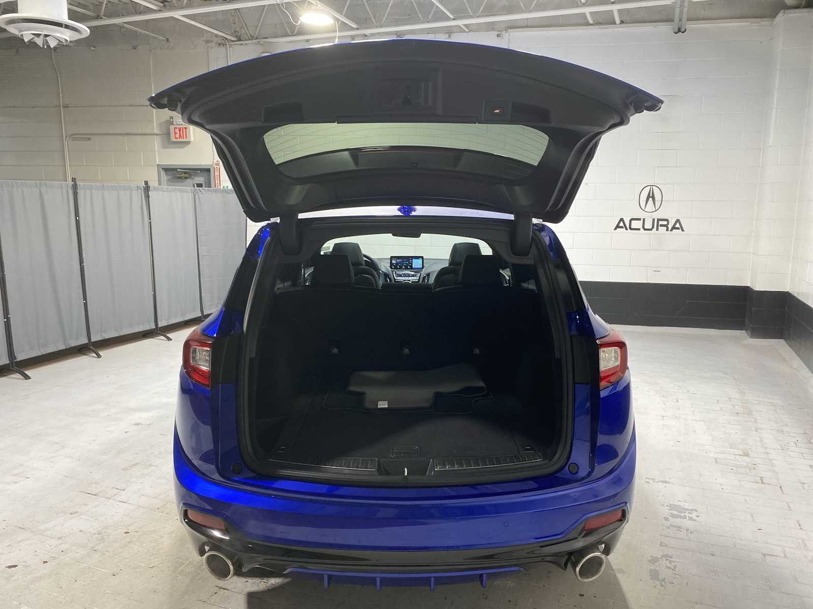 Thumbnail: 2025 Acura RDX - 19