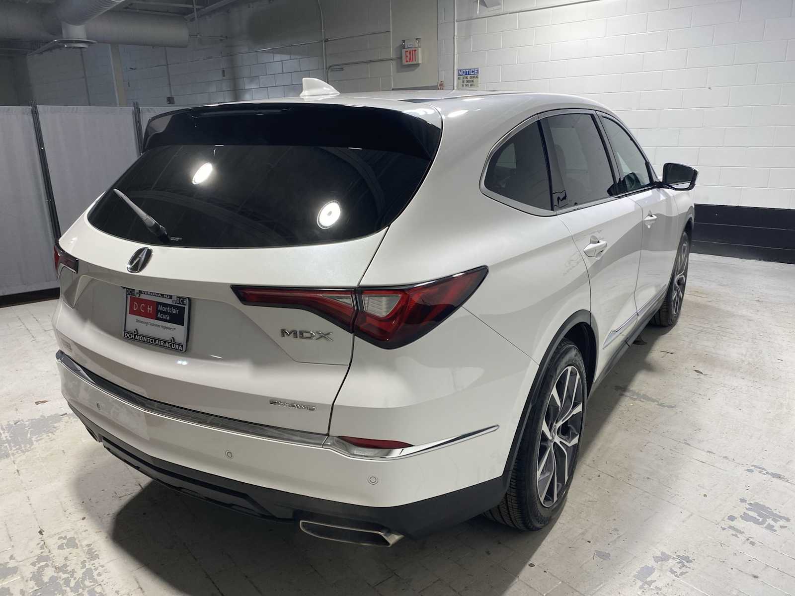 Thumbnail: 2023 Acura MDX - 26