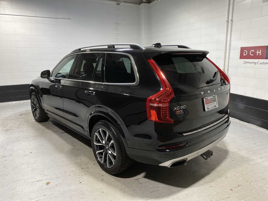 Used 2019 Volvo XC90 Momentum SUV