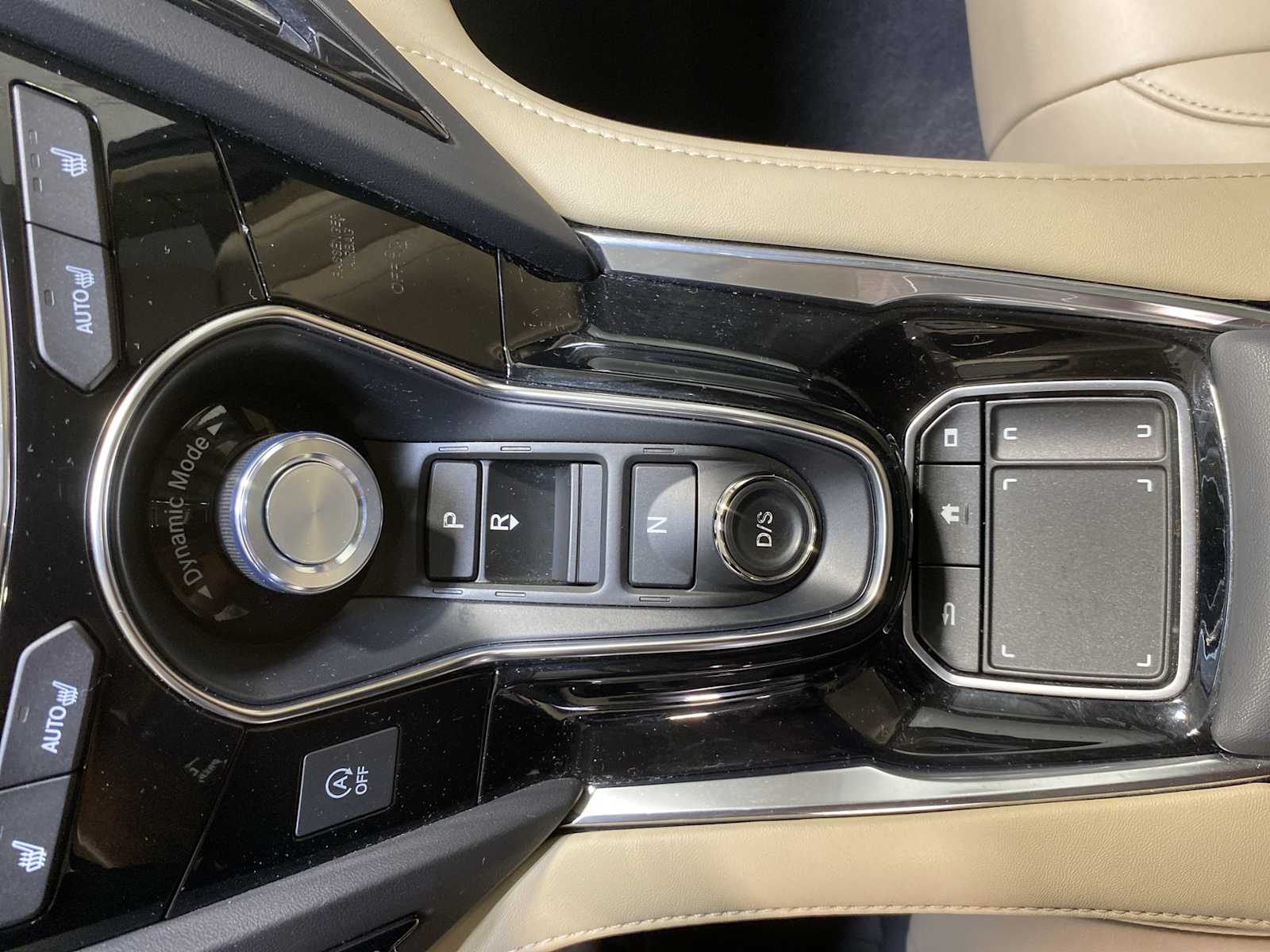 Thumbnail: 2019 Acura RDX - 17