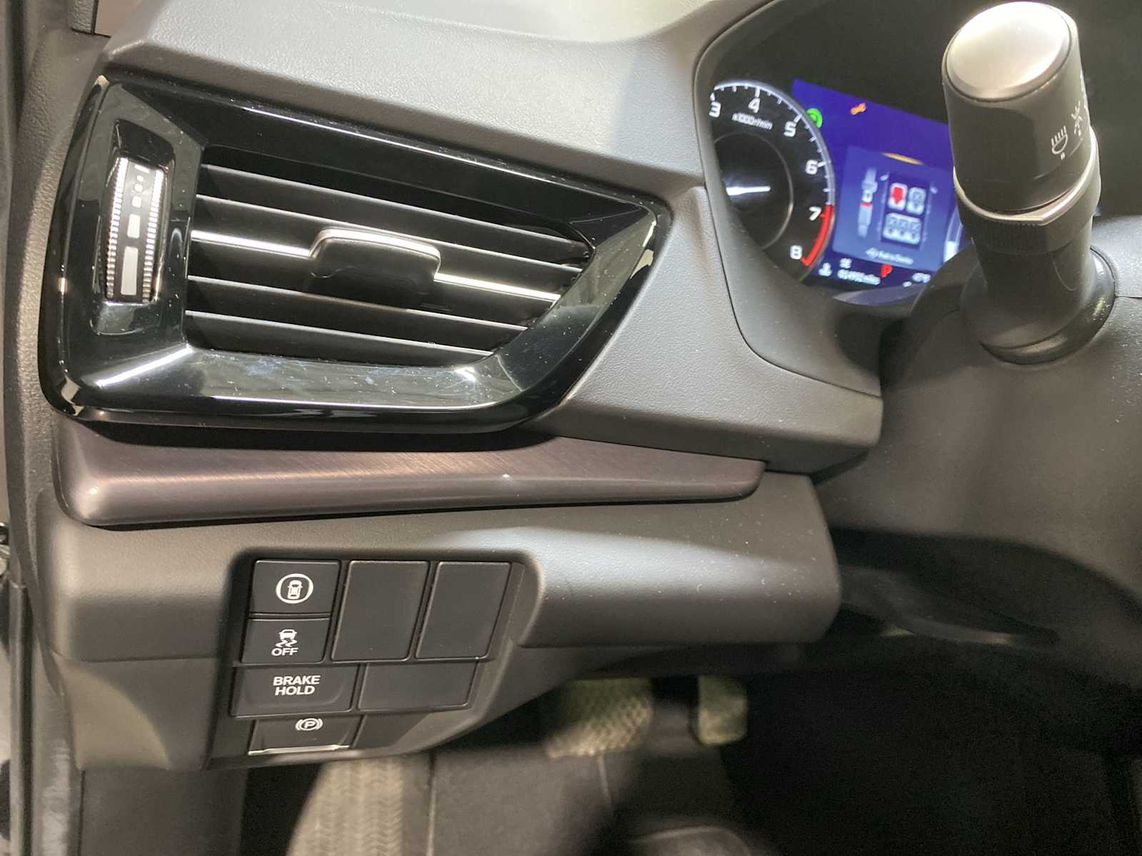 Thumbnail: 2025 Acura RDX - 24