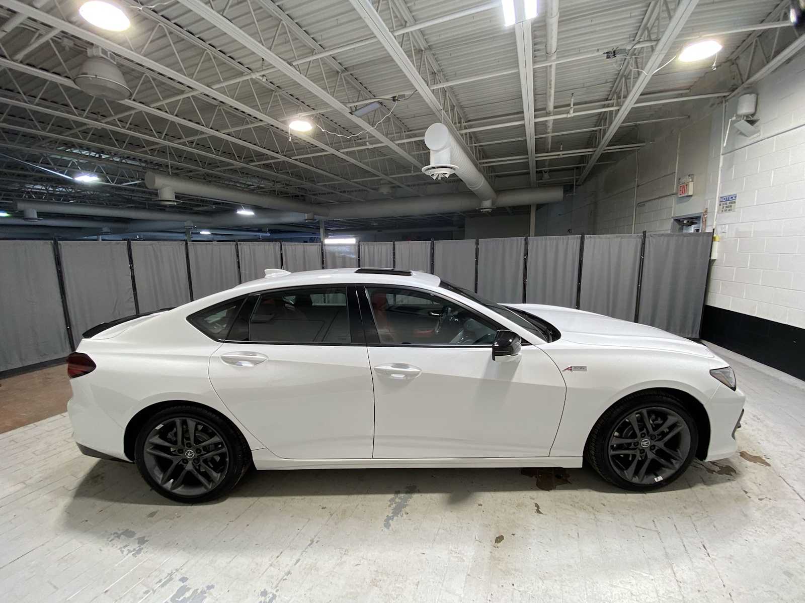 Thumbnail: 2025 Acura TLX - 27