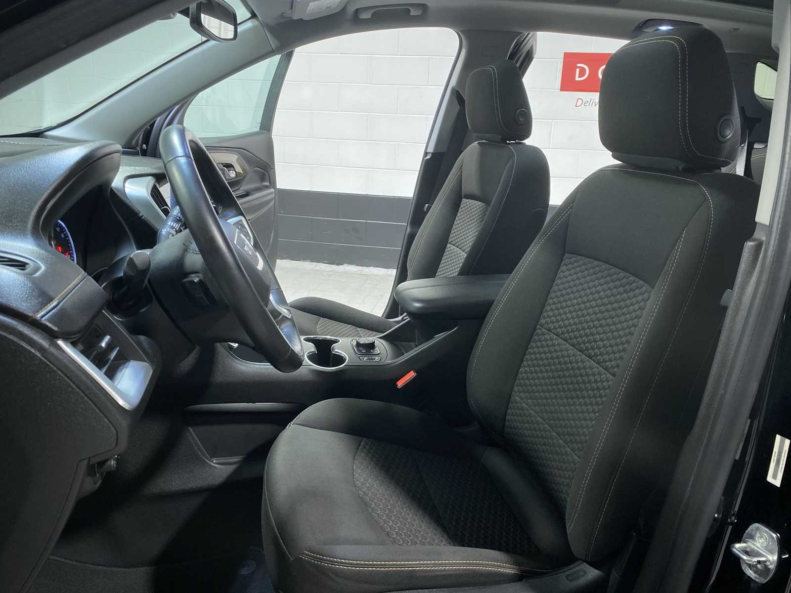 Thumbnail: 2020 GMC Terrain - 11