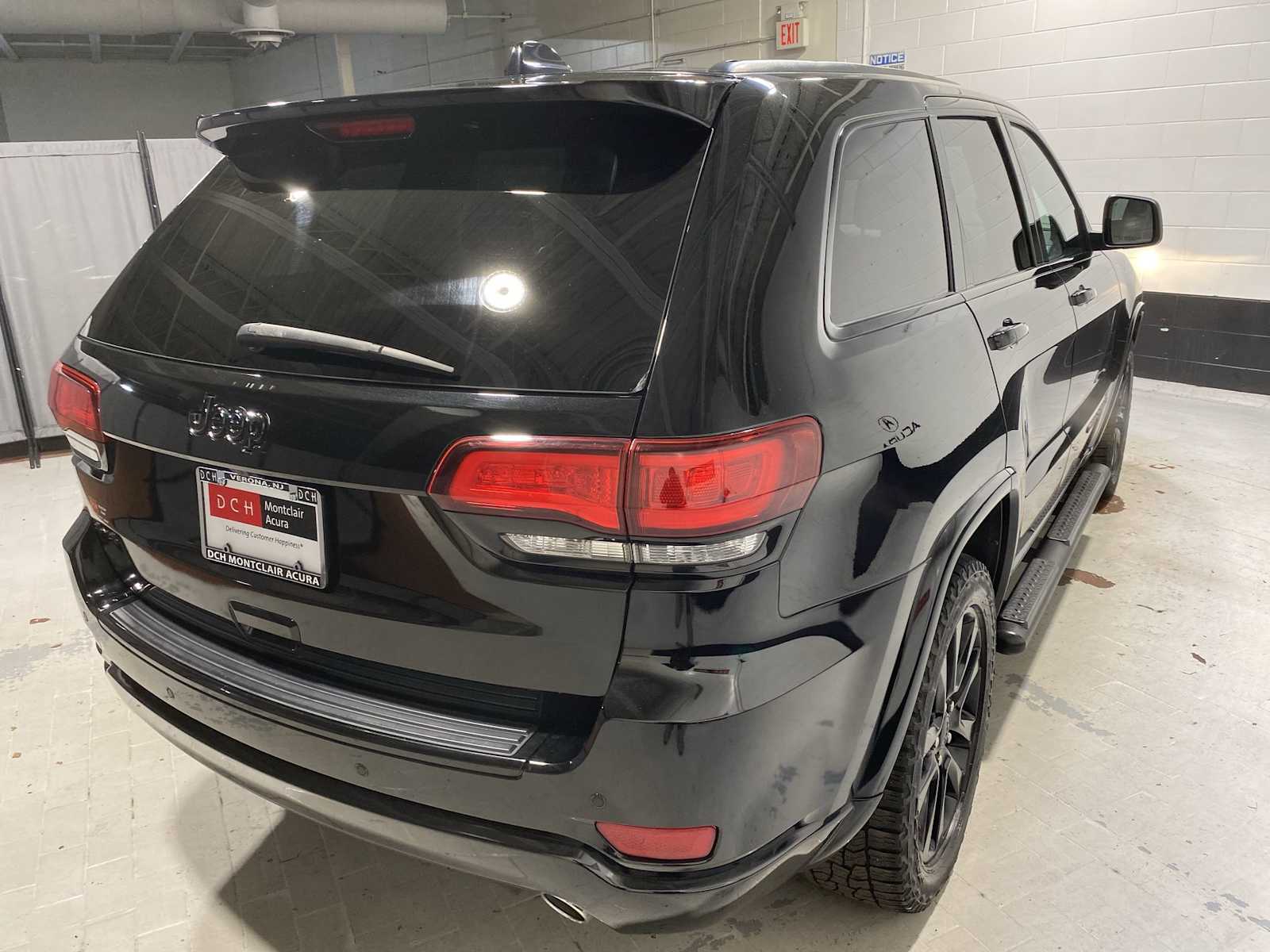 Thumbnail: 2018 Jeep Grand Cherokee - 26