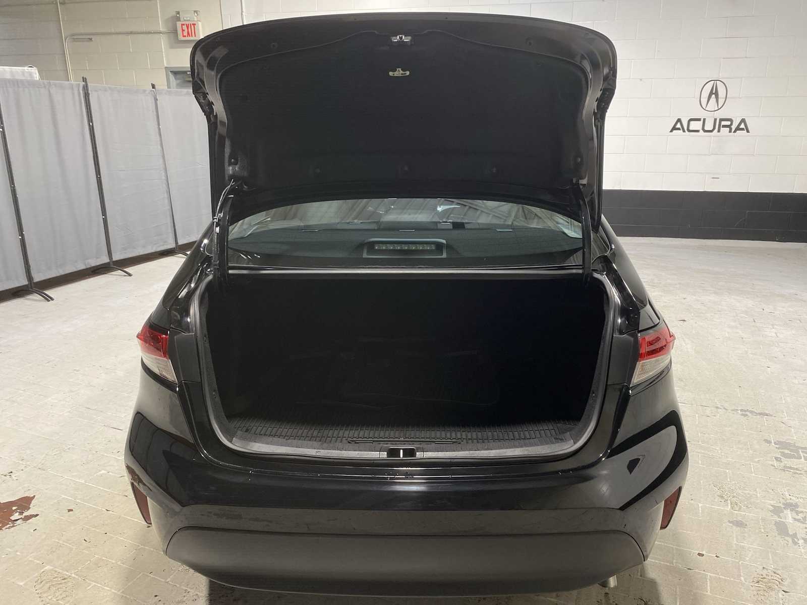 Thumbnail: 2023 Toyota Corolla - 19