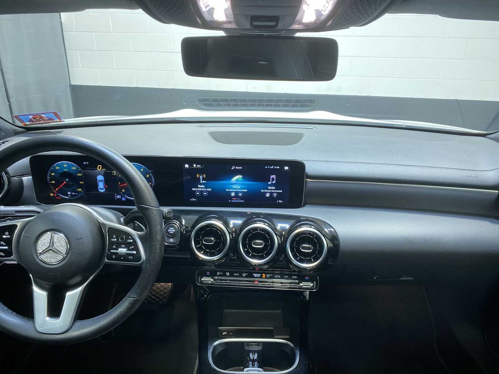 Thumbnail: 2020 Mercedes-Benz CLA - 9