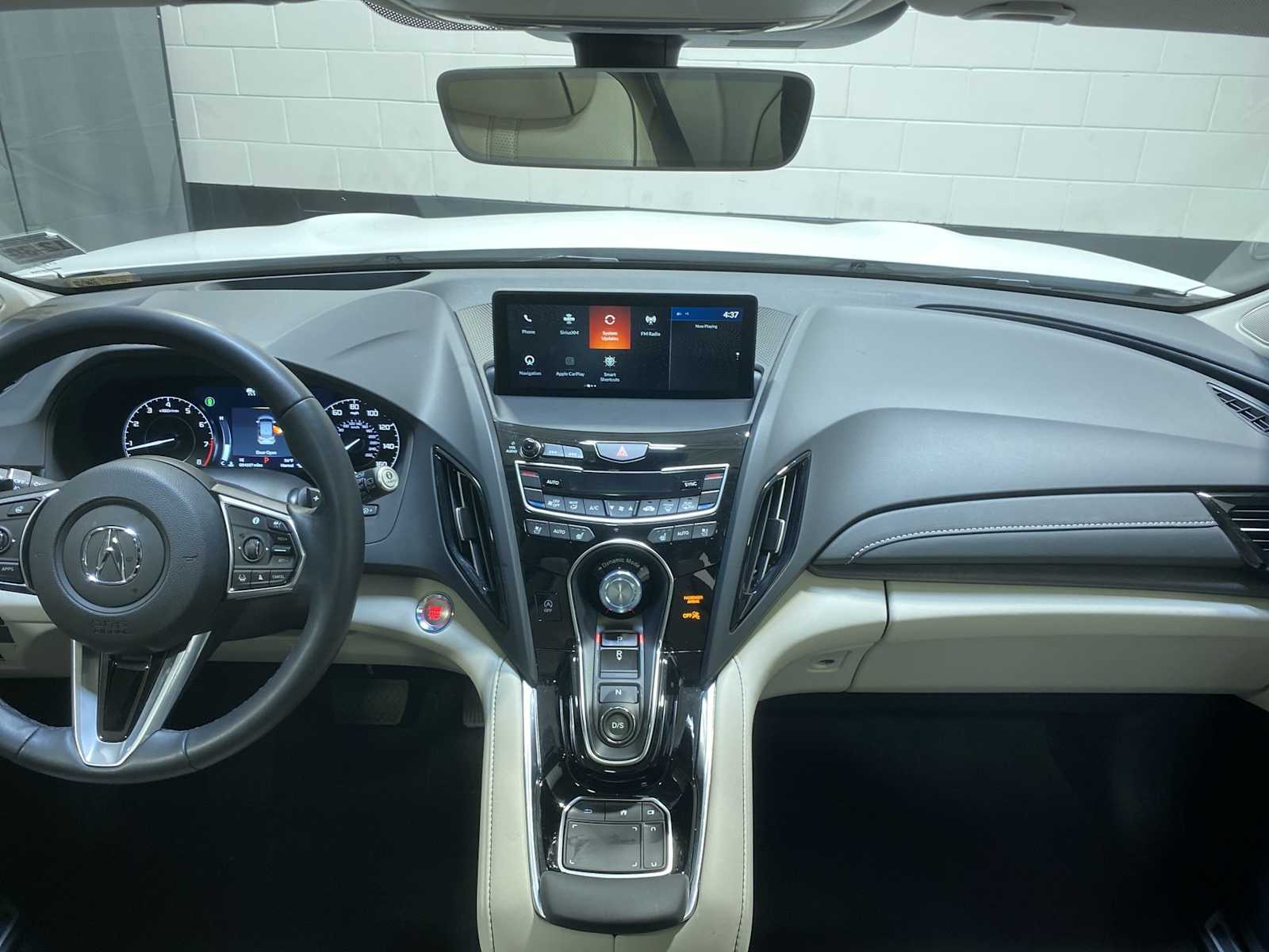 Thumbnail: 2025 Acura RDX - 10