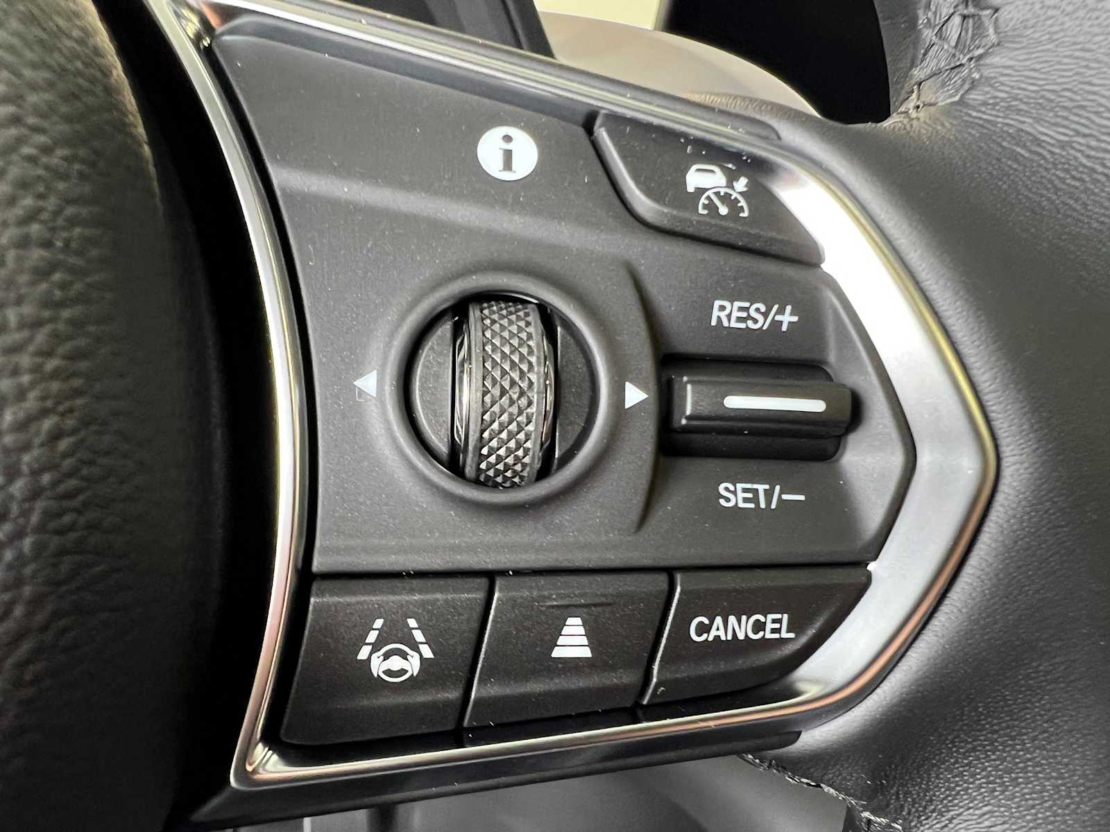 Thumbnail: 2026 Acura RDX - 17