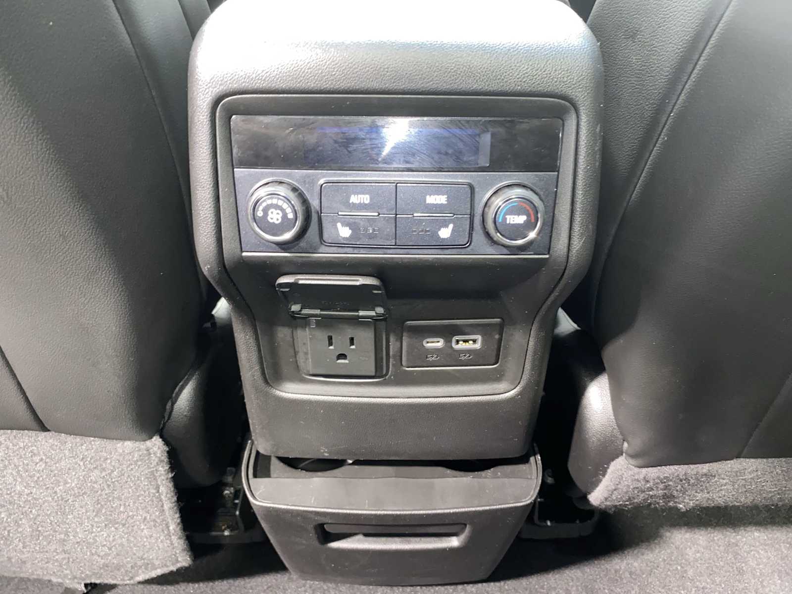 Thumbnail: 2021 GMC Acadia - 25
