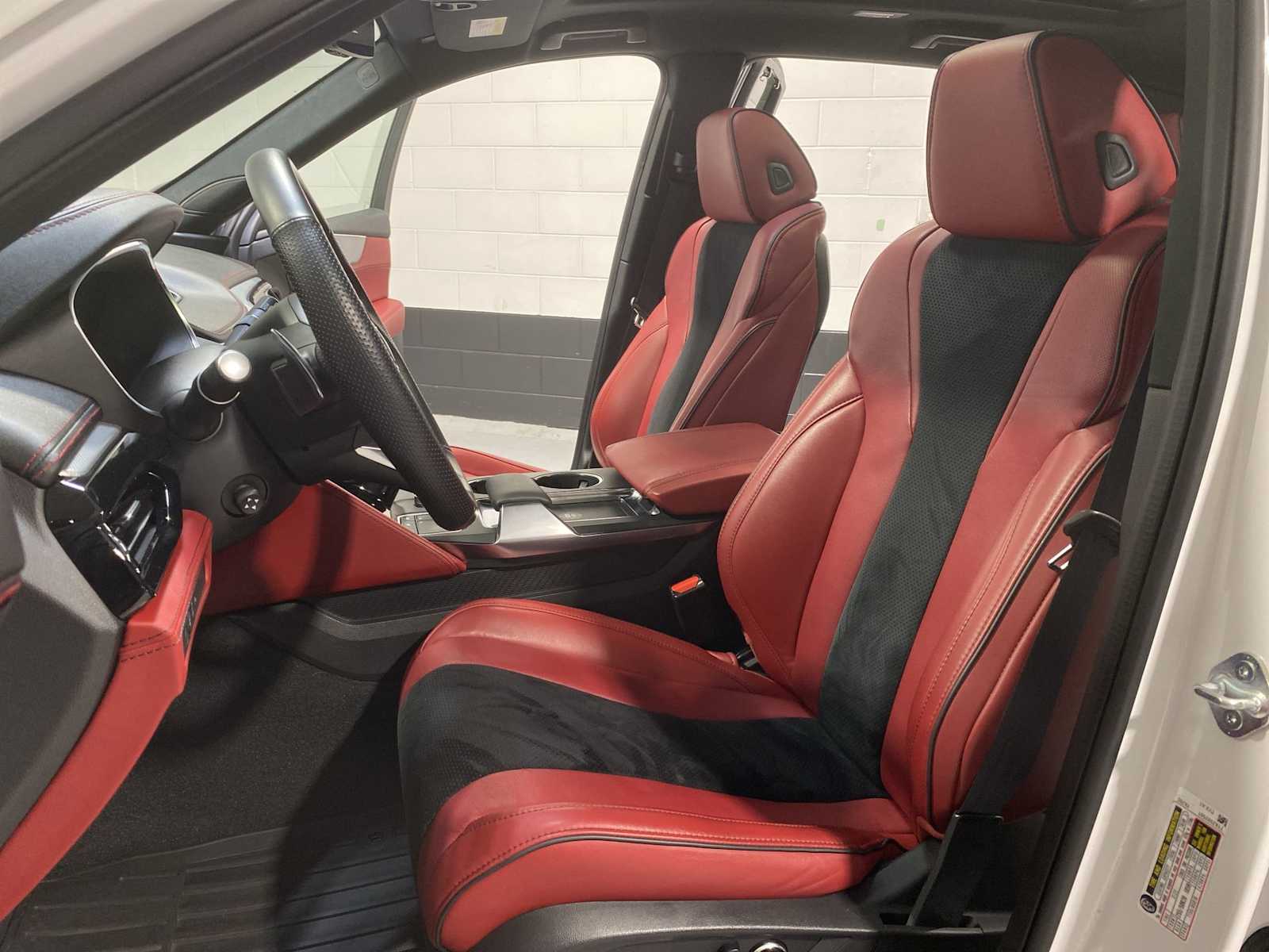 Thumbnail: 2022 Acura MDX - 11