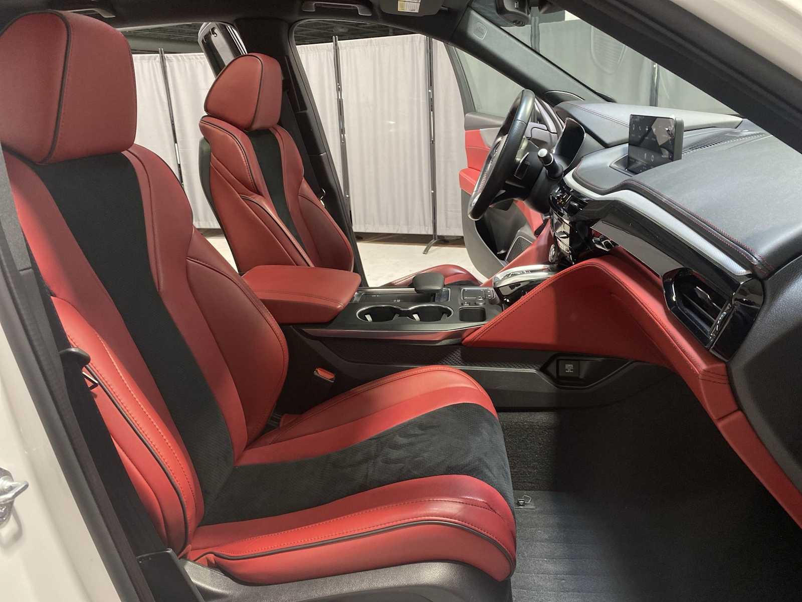 Thumbnail: 2023 Acura MDX - 14