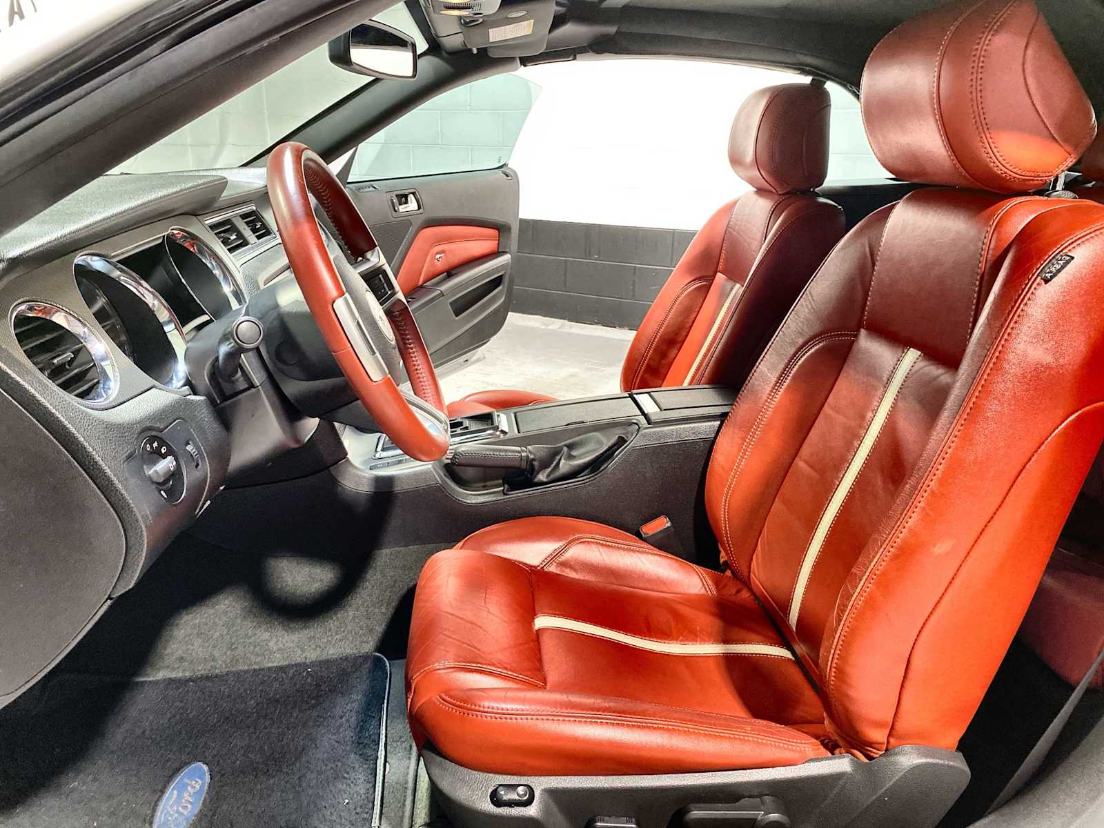 2014 Ford Mustang GT Premium 11
